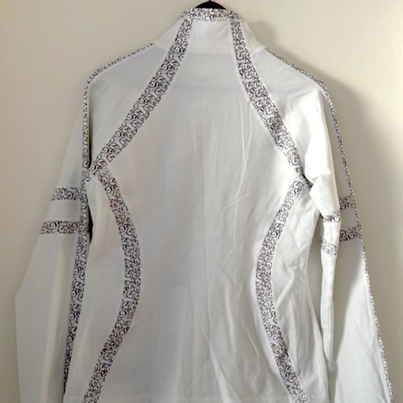 Snow White One Tooth Jacket - Picture 4 of 5